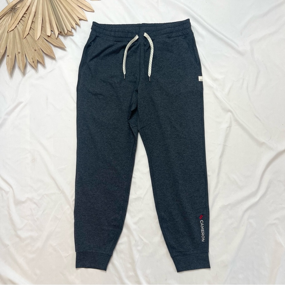Vuori Performance Charcoal Heather Grey Cameron Brand Logo Joggers Sweatpants